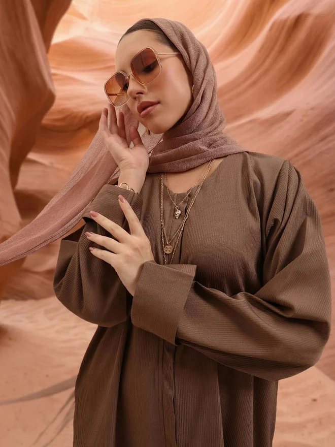 آي شين ISHIN Brown Crinkle Cotton Regular Abaya with Hijab